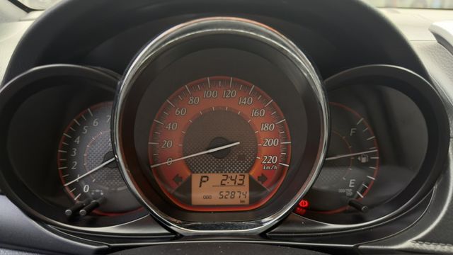 低里程 實跑5.2萬公里 小改款 新引擎 鋁圈 魚眼頭燈 倒車影像 車美仕影音 全車原版件  第10張相片