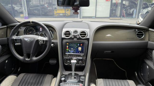 18年式 Flying Spur V8S 日本限量層雲版 全球限量20台 頂級四門豪車  第10張相片