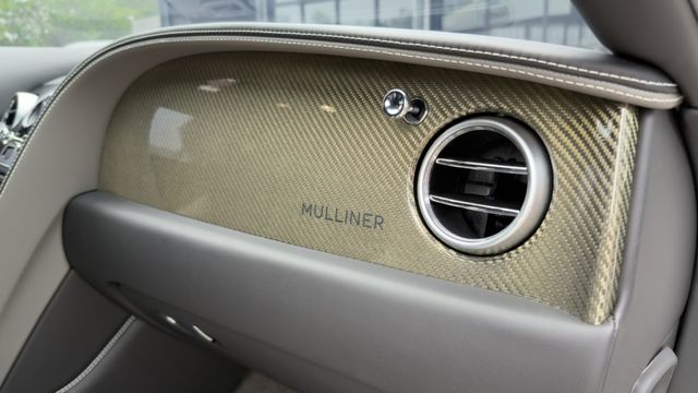 18年式 Flying Spur V8S 日本限量層雲版 全球限量20台 頂級四門豪車  第12張相片