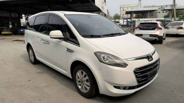 七人座 僅跑10萬公里 雙電滑門 全車原版件 里程保證  第3張相片