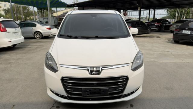 七人座 僅跑10萬公里 雙電滑門 全車原版件 里程保證  第4張相片