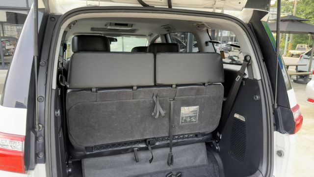 七人座 僅跑10萬公里 雙電滑門 全車原版件 里程保證  第7張相片