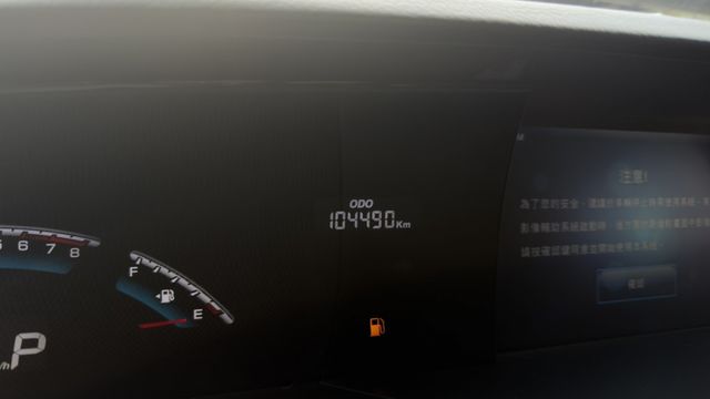 七人座 僅跑10萬公里 雙電滑門 全車原版件 里程保證  第12張相片