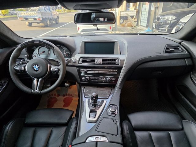 M6 Gran Coupe  總代理 全段正蠍子管 MP超轉方向盤 V牌20吋鋁圈  第12張相片