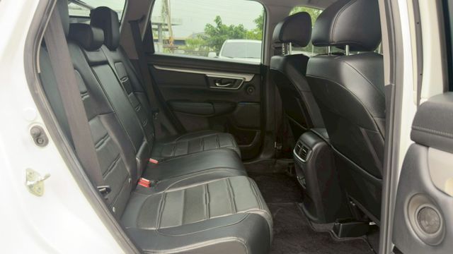 VTi-S 一手車 實跑6萬公里 ACC跟車 電動尾門 全車原版件 里程保證  第9張相片