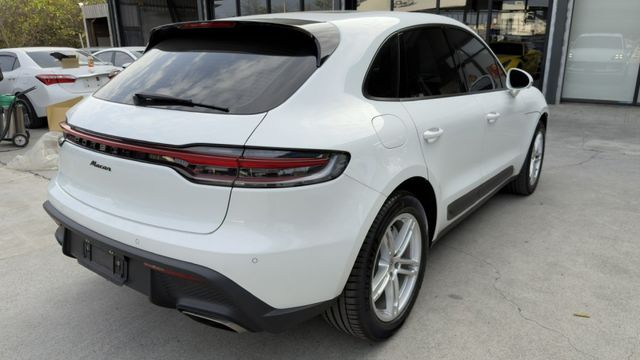 23年式 Porsche Macan 2.0T 總代理 重點選配入內看清單 全車原版件  第2張相片