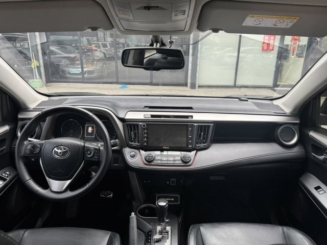 16年式 小改款 豪華版 LED頭燈 車仕美影音 電動椅 恆溫 定速 全車原版件 里程保證 (永大店)  第10張相片