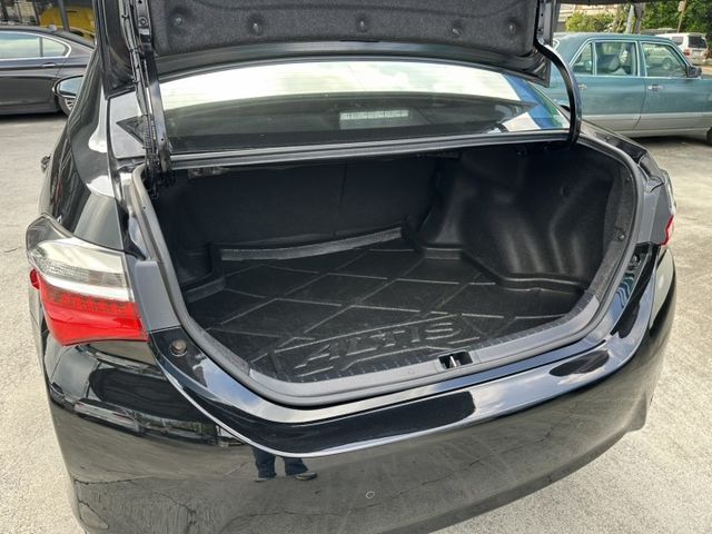 小改款 豪華版 雙圓表 免key 定速 恆溫 影音系統  全車原版件 里程保證 (新市店)  第7張相片