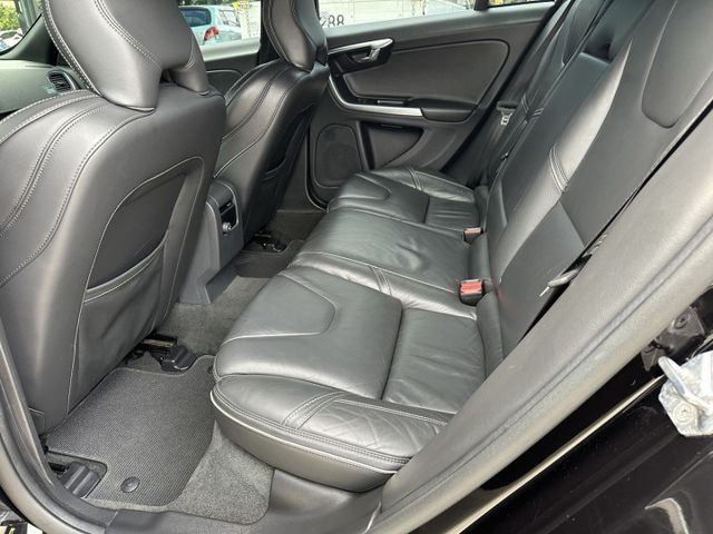 T5 R-Design 實跑8.5萬公里 全車原版件 里程保證 (新市店)  第6張相片
