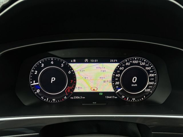 330TSI HL頂級版 液晶儀表 ACC跟車 環景 4WD 雙前電動椅 全車原版件 里程保證 (新市店)  第12張相片
