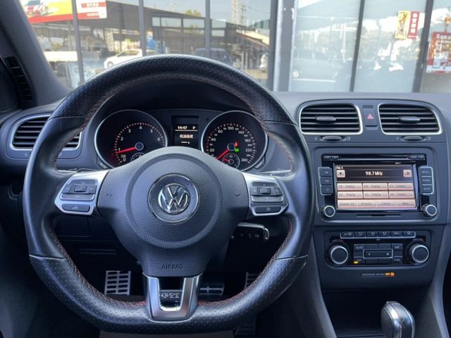GTI 僅跑13萬公里 全車原汁原味無改裝 車況體質優 全車原版件 (永大店)  第13張相片