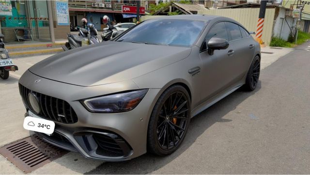 GT63S 四座套件 前後陶瓷煞車 五鍵滿 賽車椅 原車色黑 貼膜消光灰 原版件  第1張相片