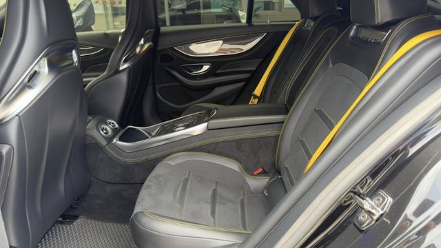 GT63S 四座套件 前後陶瓷煞車 五鍵滿 賽車椅 原車色黑 貼膜消光灰 原版件  第4張相片