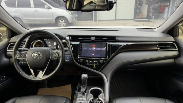 HYBRID油電 尊爵版 一手車 大電池原廠保固中 全車原版件 里程保證  第10張相片