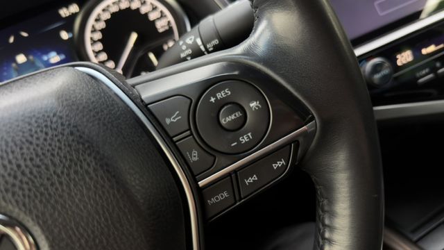 HYBRID油電 尊爵版 一手車 大電池原廠保固中 全車原版件 里程保證  第17張相片