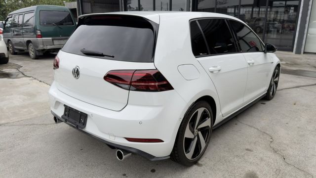 GTI Performance Pure 實跑8.4萬公里 全車原版件  第2張相片
