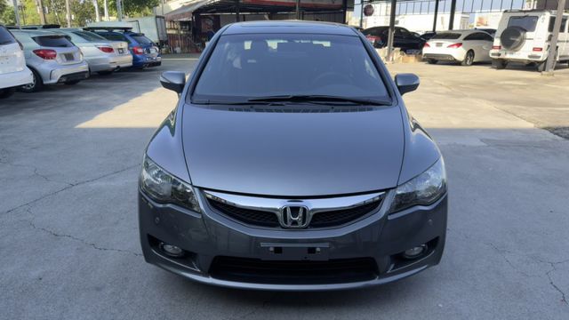 小改款 黑內裝 VTi-S 天窗 換檔快撥 HID頭燈 里程少 僅跑10萬公里 全車原版件  第4張相片