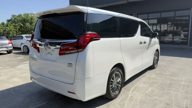2.5 Hybrid 一手車 七人座 全車原版件 里程保證  第2張相片