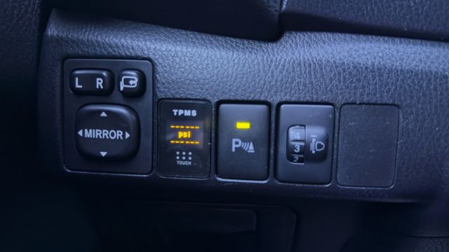 經典版 恆溫 安卓機 胎壓偵測 全車原版件 里程保證  第11張相片