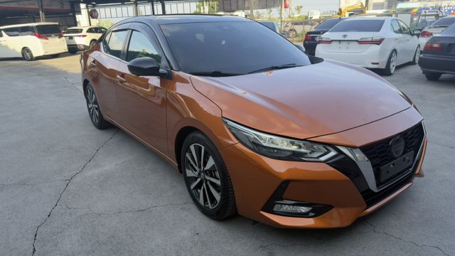 尊爵智駕版 跟車 環景 七吋螢幕儀表 免key 里程保證 全車原版件  第3張相片