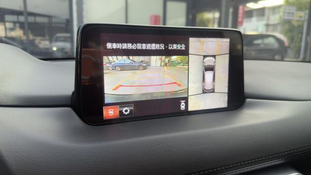 黑艷旗艦版 一手車 全程原廠保養 ACC跟車 BOSE音響 環景 電動尾門 全車原版件 里程保證  第14張相片