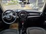 Mini ONE ( F55 ) 五門 低里程僅跑6萬公里 免鑰匙 摸門 全車原版件  第10張縮圖