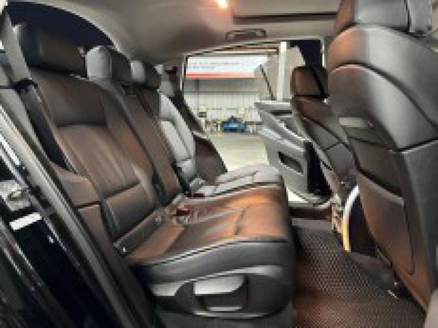 YES認證車 原鈑件 一手車 超低里程(僅跑9萬) 總代理 大滿配 車況極優 歡迎鑒賞試乘  第12張相片