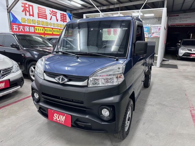YES認證車 100%原鈑件 超低里程(1年僅跑5千多)電子後視鏡 附電動尾門 5大系統匯豐三菱原廠可保固2年5萬公里  第1張相片