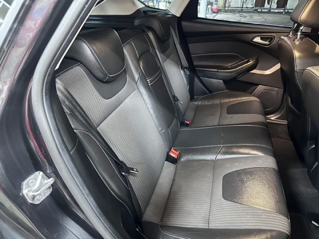 YES認證車 100%原鈑件 IKEY+摸門 天窗 恆溫 自動停車 皮椅 8核心安卓系統 大滿配 車況優 歡迎賞車試乘  第10張相片