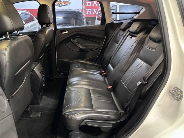 YES認證車 原鈑件 女用車 旗艦版 4WD 全景天窗 腳踢尾門 免鑰啟動 真皮電動座椅 大滿配 甜甜價 保證您喜歡  第7張相片