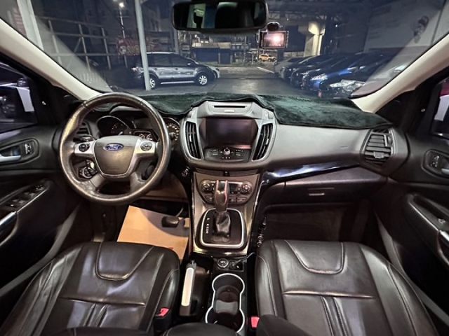 YES認證車 原鈑件 女用車 旗艦版 4WD 全景天窗 腳踢尾門 免鑰啟動 真皮電動座椅 大滿配 甜甜價 保證您喜歡  第8張相片