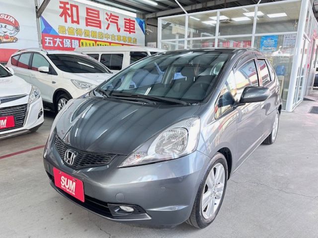 認證車 頂級VTI-S 低里程(1年僅跑9千多) 皮椅 快撥 原廠影音 車況優 甜甜價 可保固 歡迎賞車試乘  第1張相片