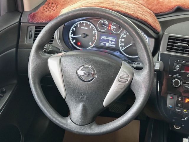 YES認證車 原廠保養 I-KEY+摸門 恆溫空調 車況優 5大系統可保固1年2萬公里 歡迎賞車試乘  第11張相片
