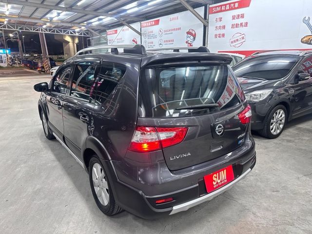 YES認證車 100%原鈑件 旗艦版 超低里程(1年僅跑5千多) 皮椅 I-KEY 恆溫 可保固5大系統1年2萬公里  第4張相片