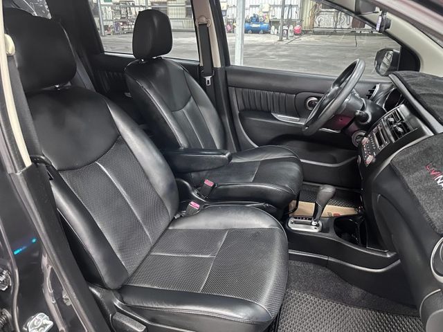 YES認證車 100%原鈑件 旗艦版 超低里程(1年僅跑5千多) 皮椅 I-KEY 恆溫 可保固5大系統1年2萬公里  第9張相片