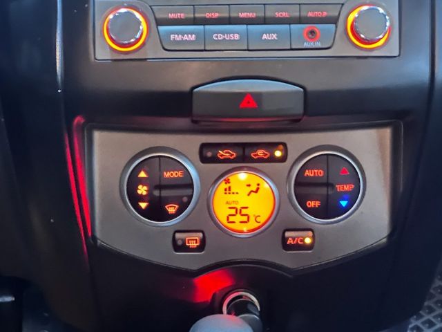 YES認證車 100%原鈑件 旗艦版 超低里程(1年僅跑5千多) 皮椅 I-KEY 恆溫 可保固5大系統1年2萬公里  第13張相片