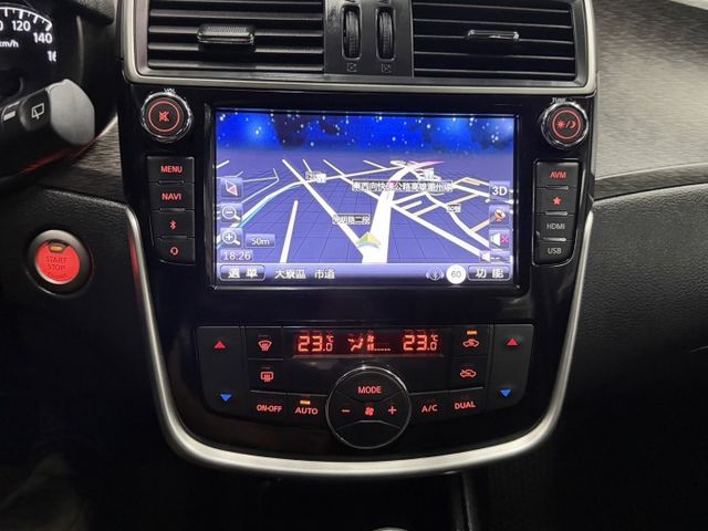 YES認證車 頂級旗艦版 小改款 超低里程 原廠保養 I-KEY 360環景CARPLAY 後座出風口可保固2年5萬公里  第15張相片