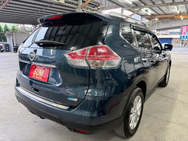 YES認證車 頂級旗艦版 原廠保養 IKEY+摸門 環景360 盲點偵測系統 可保固5大系統2年5萬公里  第5張相片