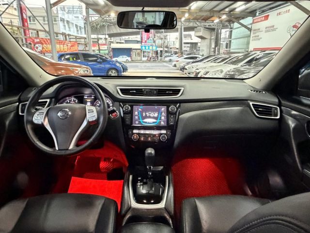 YES認證車 頂級旗艦版 原廠保養 IKEY+摸門 環景360 盲點偵測系統 可保固5大系統2年5萬公里  第8張相片