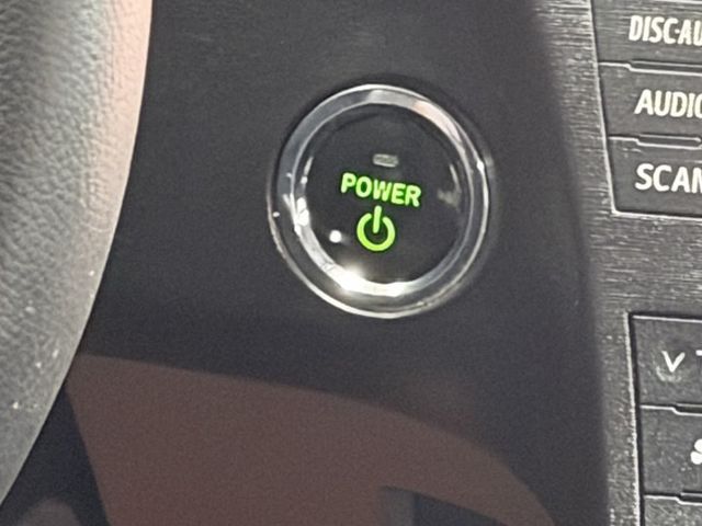 認證車 100%原鈑件 原廠保養 頂級旗艦版 交車日起大電池保固2年5萬公里 車況優 歡迎賞車試乘  第14張相片