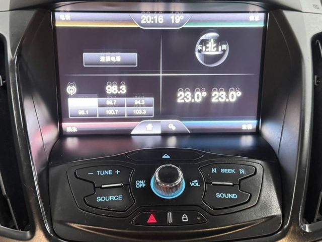 YES認證車 旗艦版 4WD 全景天窗 腳踢尾門 免鑰啟動 真皮電動座椅 大滿配 車況優 可保固 歡迎賞車試乘  第16張相片