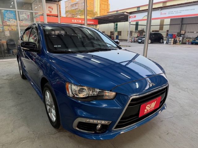 YES認證車 100%原鈑件 旗艦版 低里程(1年僅跑7千多)  I-KEY+摸門 天窗 HID頭燈 可保固歡迎賞車試乘  第3張相片