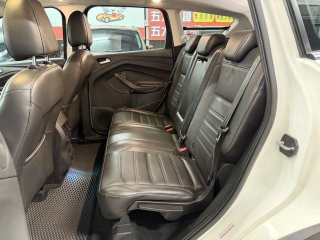 YES認證車 100%原鈑件 一手車買回 旗艦版 全景天窗 IKEY 摸門 電尾門 ACC 車況優 可保固 歡迎賞車試乘  第8張相片