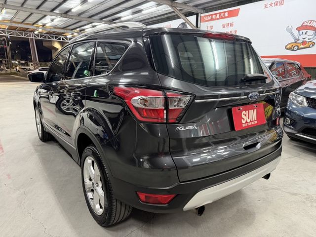 YES認證車 100%原鈑件 旗艦版  原廠保養 全景天窗 IKEY+摸門 雙區恆溫 電尾門 可保固5大系統2年5萬公里  第4張相片