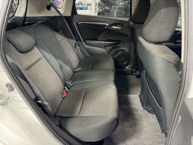 YES認證車 100%原鈑件 全程原廠保養(附工單) 頂級S版 超低里程(1年僅跑6千多) 可保固5大系統1年2萬公里  第11張相片