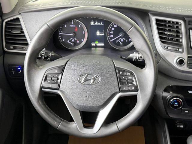 YES認證車 100%原鈑件 柴油旗艦版 4WD 電動尾門 全景式天窗 LED頭燈 盲點偵測 車況優 可保固 車況優  第12張相片