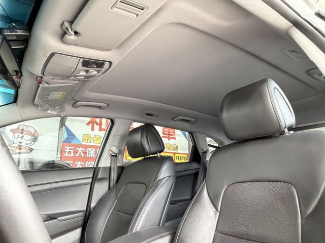 YES認證車 100%原鈑件 柴油旗艦版 4WD 電動尾門 全景式天窗 LED頭燈 盲點偵測 車況優 可保固 車況優  第16張相片