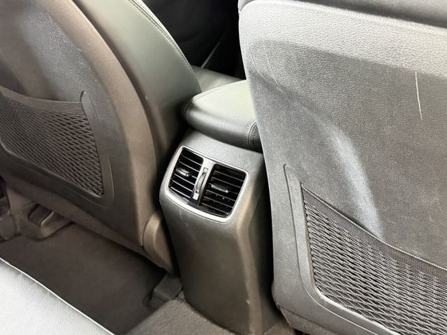YES認證車 100%原鈑件 柴油旗艦版 4WD 電動尾門 全景式天窗 LED頭燈 盲點偵測 車況優 可保固 車況優  第17張相片