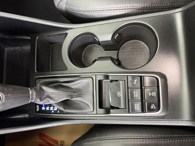 YES認證車 100%原鈑件 柴油旗艦版 4WD 電動尾門 全景式天窗 LED頭燈 盲點偵測 車況優 可保固 車況優  第15張相片