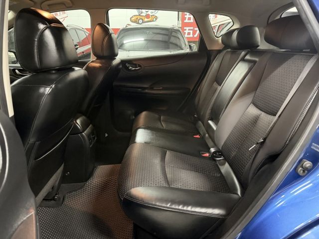 YES認證車 頂級旗艦版 小改款 超低里程 原廠保養 I-KEY 360環景CARPLAY 後座出風口可保固2年5萬公里  第8張相片